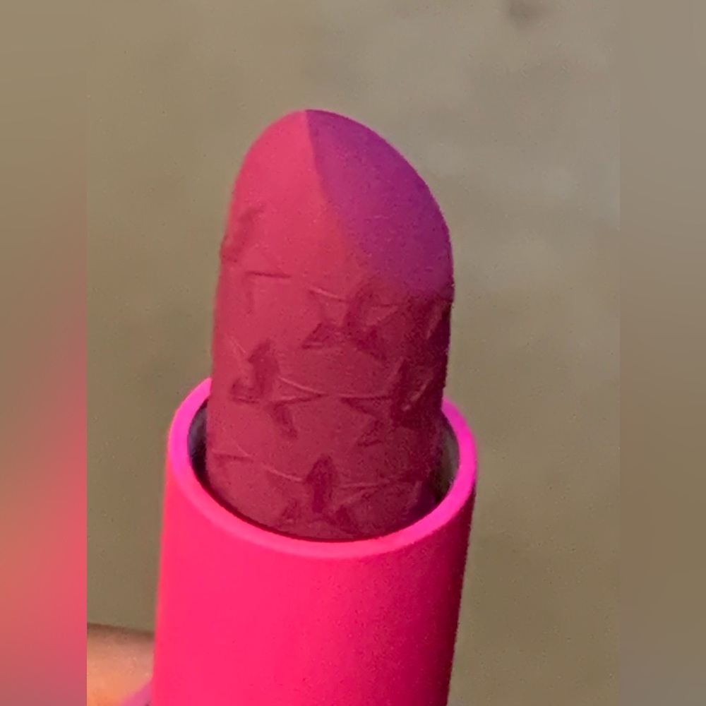 Jeffree Star Lipstick